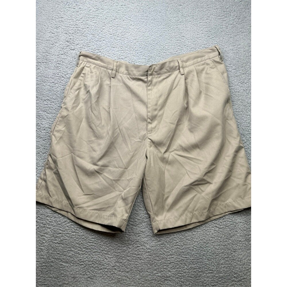 Nike Dri fit golf dressy Shorts sz 40